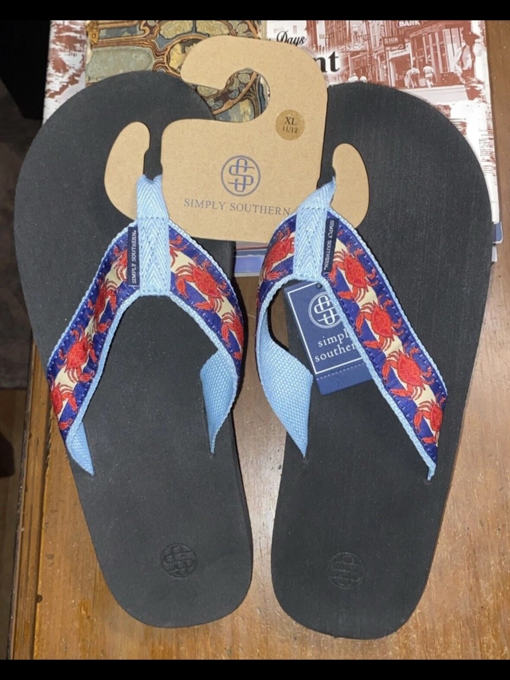 NEW! Mens SIMPLY SOUTHERN Flip Flop Thong Sandals-Crabs-XL (11-12)